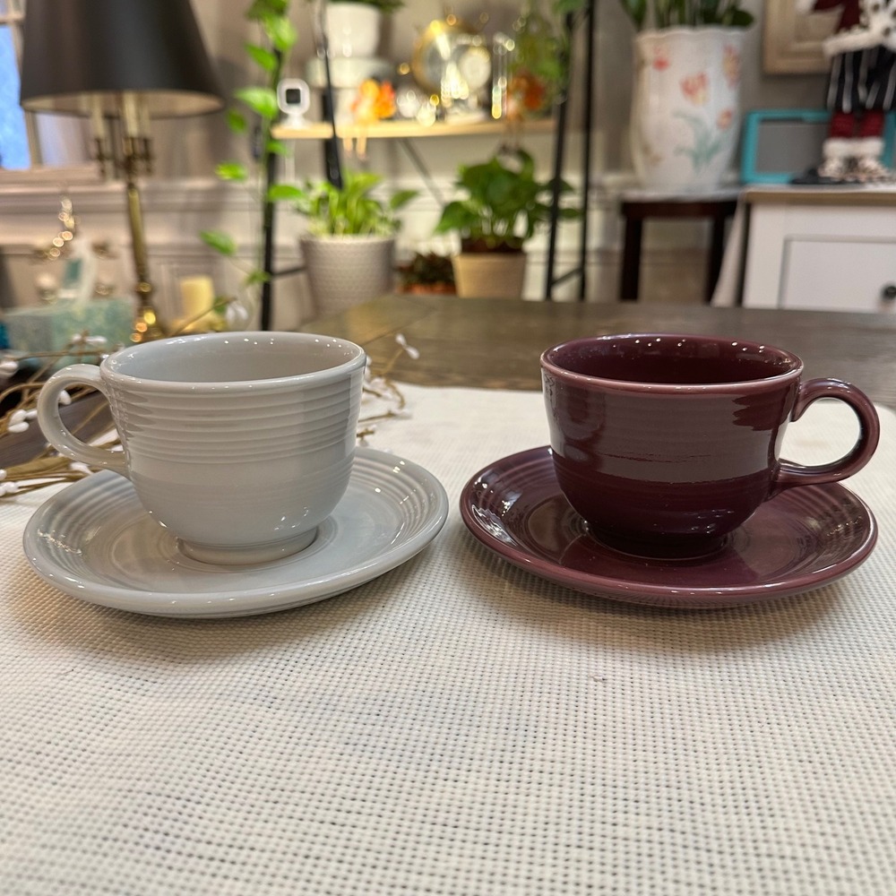 Fiesta Fiestaware 2 pc teacups and 2 pc saucers‎ Vintage Gray & Purple